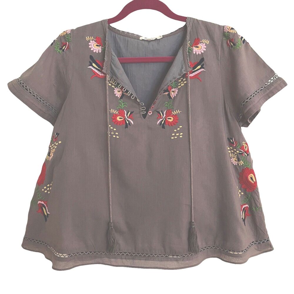 Tularosa Revolve Sz S Embroidered Boho Gray with Tassel Peasant Top Blouse Swing